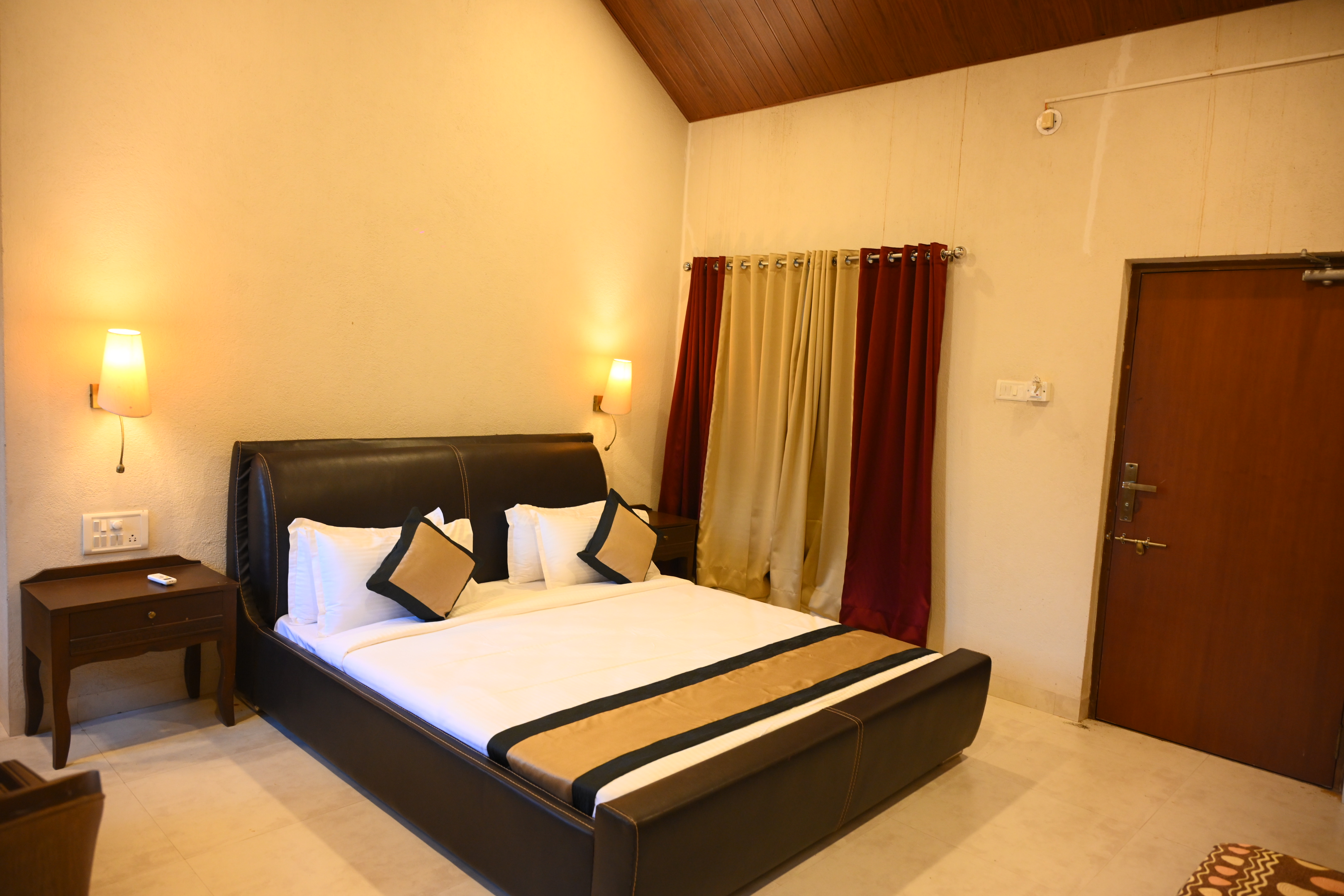 Ambodi Guthu gallery photo 3