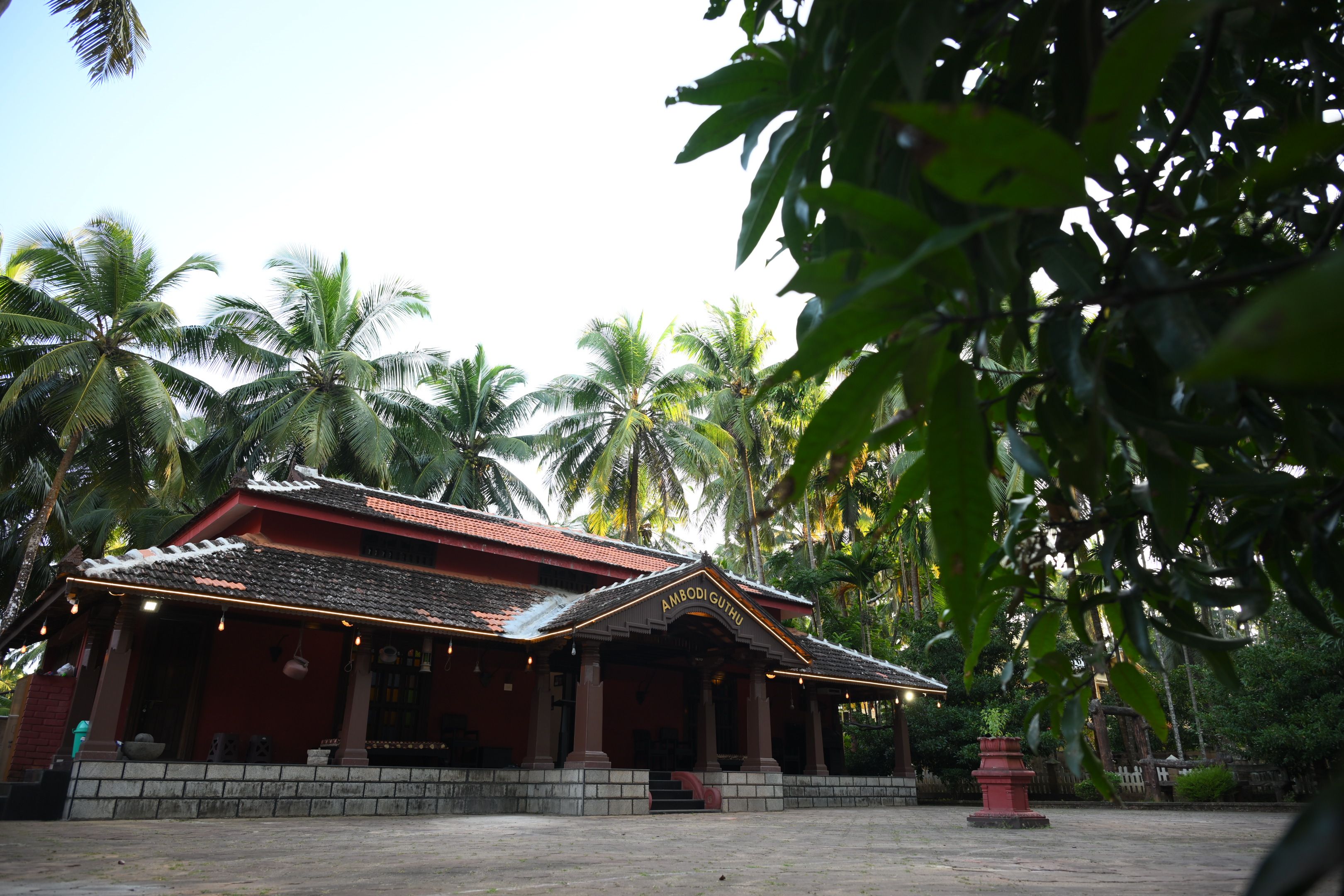 Ambodi Guthu gallery photo 1